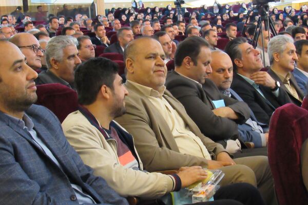 برگزاری آیین تجلیل از معلمان نمونه استان کردستان