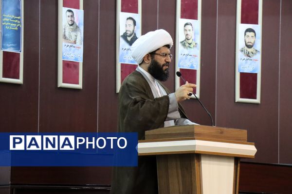 برگزاری اولین یادواره شهدای هنرمند در پاکدشت 