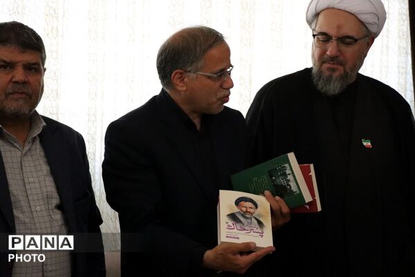 بزرگداشت شهید امیر علی الوندی در یادواره خانگی خادمین شهدای غریب اسارت 