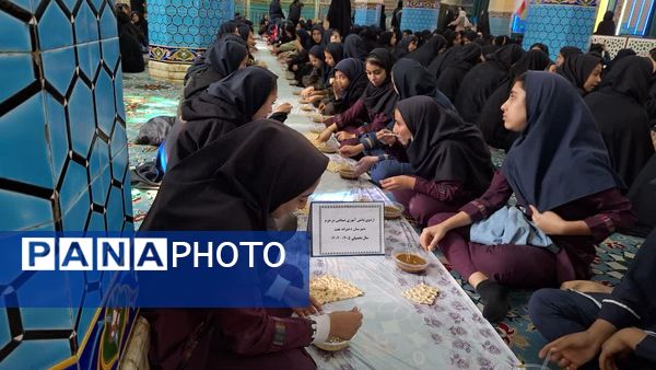 اردوی دانش آموزی «ضیافتی در حرم»