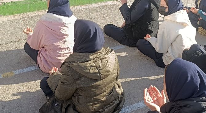 جشن میلاد امام زمان (عج) در دبیرستان مهر نیشابور