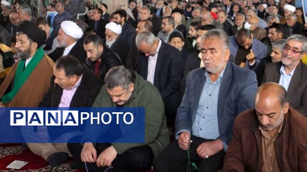 اقامه نماز جمعه روز جهانی قدس در شهرستان سمنان 