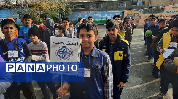 افتتاحیه سفیران سلامت در دبستان سرافراز ناحیه۷ مشهد 