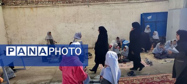  بازارچه مدرسه شهید نجفی فدافن کاشمر