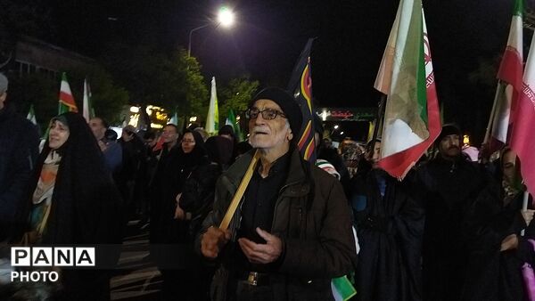 چهل روز ، چهل شب ؛ مردم نیشابور عزادار رهبر شهید و شهدای میناب هستند -۱