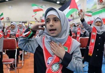 برگزاری اولین همایش«یاوران انقلاب،پیشتازان مقاومت»استان مرکزی در شهرستان دلیجان