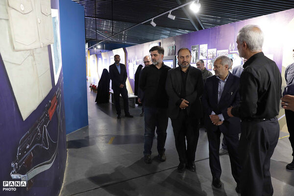 در لباس سربازی