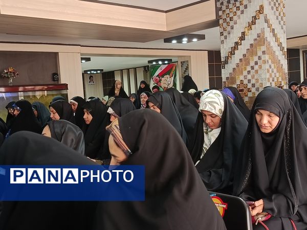 جلسه بصیرتی و سیاسی در راستای جهاد تبیین