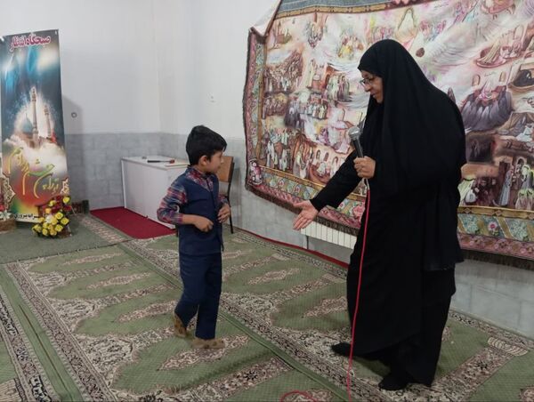 برگزاری صبحگاه مهدویت در مدرسه پیروزی