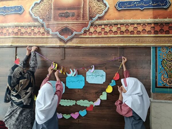فعالیت جهادی دانشجومعلمان قم در روستای مومن آباد
