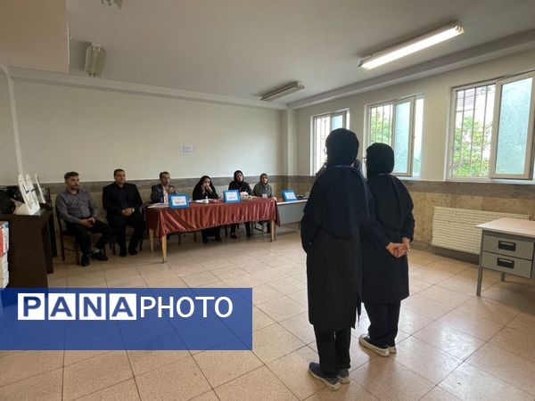 برگزاری جشنواره خوارزمی نوجوانان با محوریت رشته های زبان انگلیسی و ریاضی در منطقه پردیس