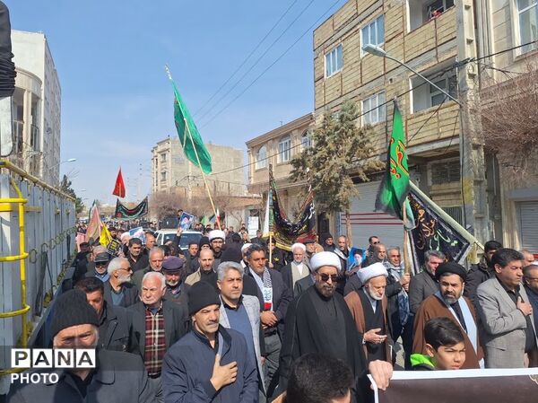 ملت بیدار و آگاه صوفیان در سوگ رهبر شهید 