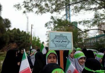 اجتماع بزرگ دختران جانفدای ایران در مشهدمقدس