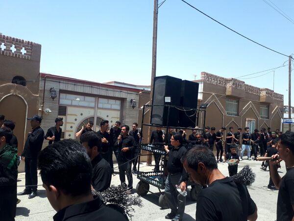 عاشورای حسینی در روستای بزنجرد 