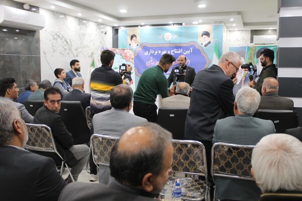 افتتاح استخر شهید رئیسی در شهر دستگرد شهرستان برخوار
