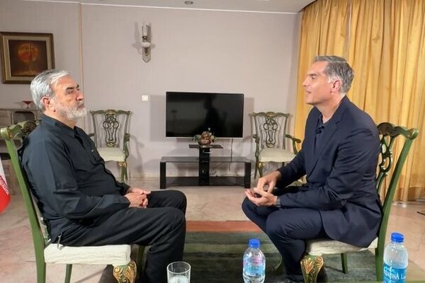 عزیزی: ایران مشکلی با پیشبرد مذاکرات با آمریکا ندارد