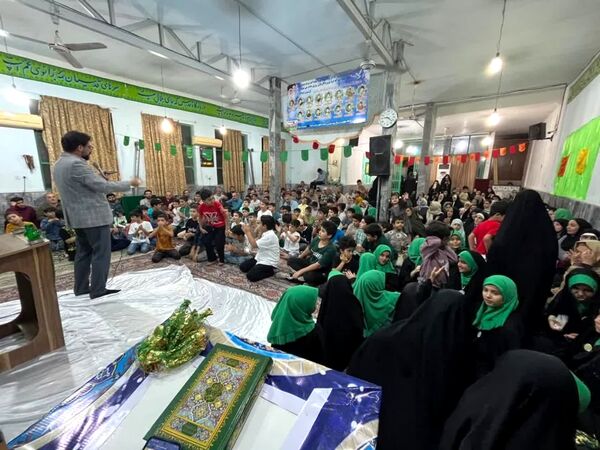مجمع قاریان و حافظان قرآن دارالقرآن الثقلین در حسینیه ارشاد