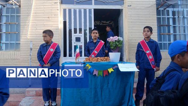 جشن  ولادت حضرت زینب(س) در دبستان عجب شیر