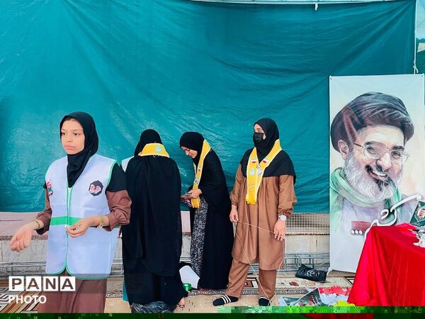 خدمت‌رسانی فرهنگی و مردمی در میناب به یاد شهدا