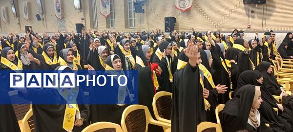 جلوه‌هایی از یادواره یکهزار شهید دانش‌آموز و فرهنگی استان قم