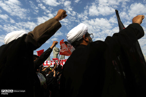 مراسم تشییع پیکر مطهر رهبر شهید انقلاب در تهران - 2