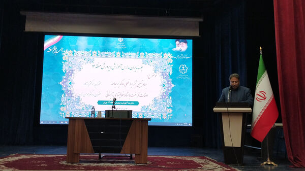 برگزاری جلسه مدیران مدارس منطقه ۱۴ 