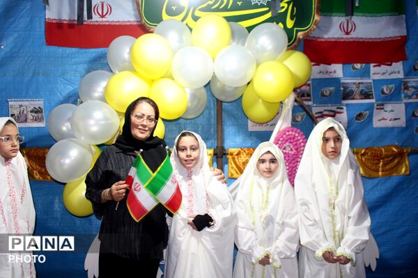 آیین عبادی نماز استغاثه و تقدیر از برگزیدگان برتر قرآنی در چهاردانگه