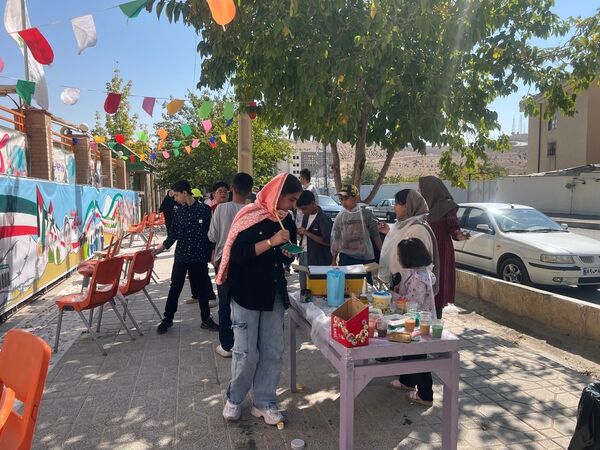 رنگ‌آمیزی دیوارنگاره‌ از ظهور تا مقاومت توسط کودکان و نوجوانان استان چهارمحال و بختیاری