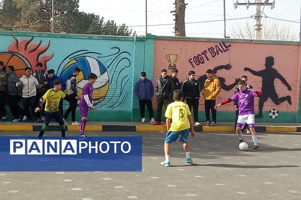 مسابقات ورزشی بین مدارس جام اقتدار ایران در دبیرستان برادران شهید قاسمی بهارستان ۲