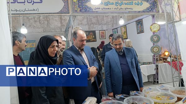 نمایشگاه دستاوردها و توانمندی بانوان روستایی در روستای بشرآباد