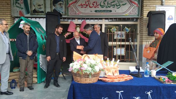 مهر تحصیلی در مدارس اهر