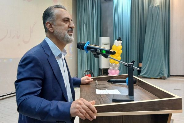 اعزام دانش‌آموزان دختر مدارس کهریزک به اردوی راهیان نور