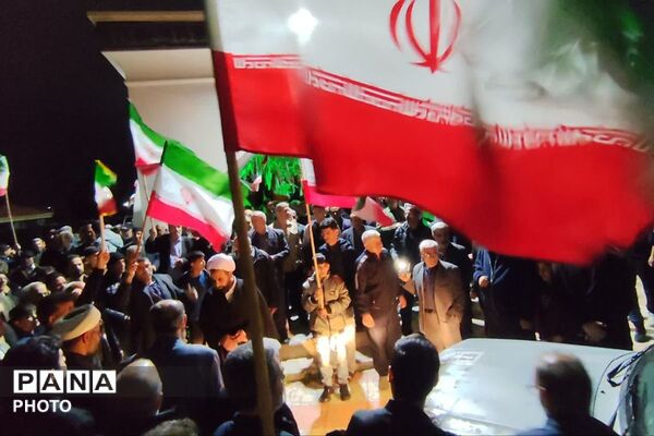 تجمع مردمی شهر صباشهر برای بیعت با رهبری 