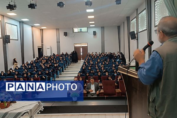 بزرگداشت هفته دفاع مقدس در کانون فاطمیه کهریزک