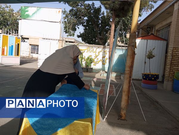 جشن شکوفه‌های دبستان ناهیدنخودی نیشابور