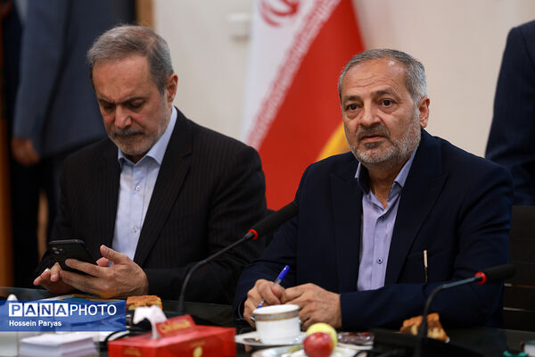 دیدار اعضای ستاد مرکزی فرهنگیان با گزینه پیشنهادی وزارت آموزش و پرورش