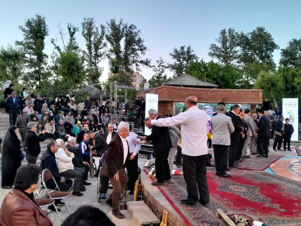 برگزاری جشنواره آیین و رونمایی از پویش‌ ملی «من میراث‌بان ایرانم» در پارک ایران کوچک کرج 