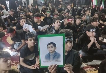 چهاردهمین سوگواره «احلی من العسل» با حضور پرشور نوجوانان در حاجی‌آباد