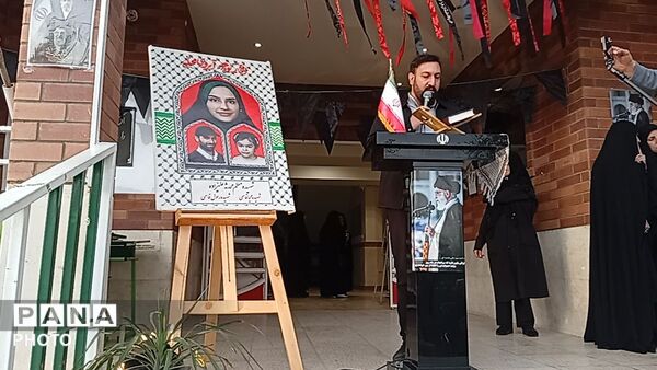  یادبود معلم شهیده علیزاده در روستای هیو شهرستان ساوجبلاغ