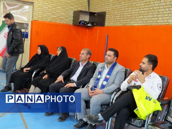 همایش پیشگیری از آسیب‌های چهارشنبه سوری در دبیرستان نرجس بجنورد