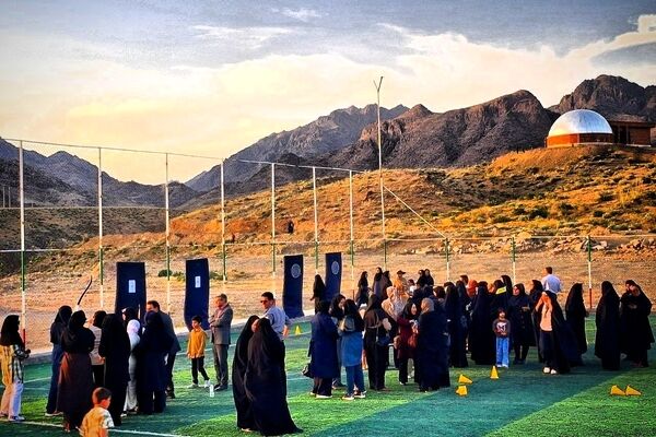 دومین روز برنامه طبیعت گردی «هم قدم با بهار» 
