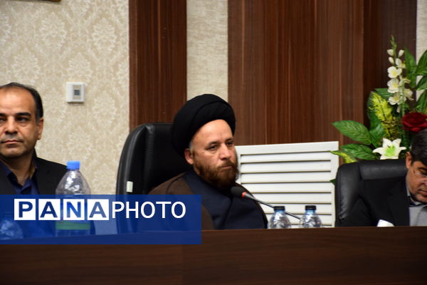 شورای آموزش و پرورش قطب شهید برونسی به میزبانی تربت حیدریه