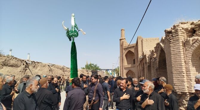 مراسم عزاداری در روز عاشورا همراه با حضور پر شور مردم روستای شوریاب