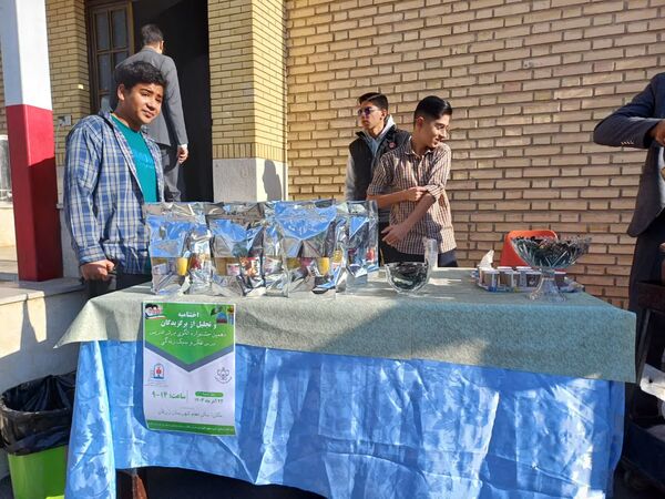 تجلیل از برگزیدگان 2 جشنواره پرورشی در شهرستان زرقان 