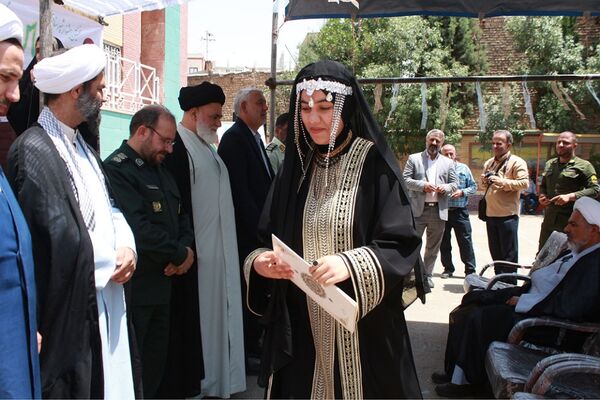 افتتاح نخستین جشنواره تن‌پوش نور، نمایشگاه مُد و لباس ایرانی اسلامی در شهرستان بهارستان 