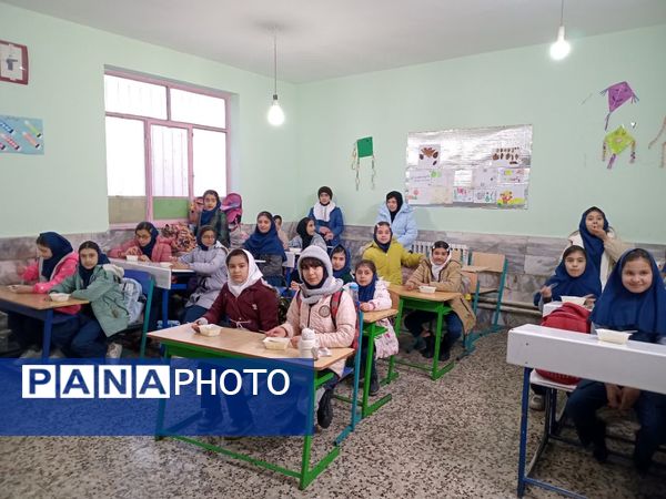 مراسم عزاداری ایام فاطمیه در مدرسه شهید خاقانی شیروان