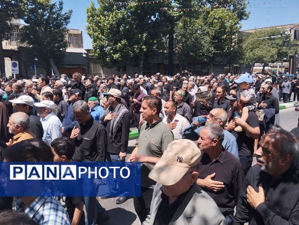 مردم مشهد در سوگ شهادت امام جواد(ع)