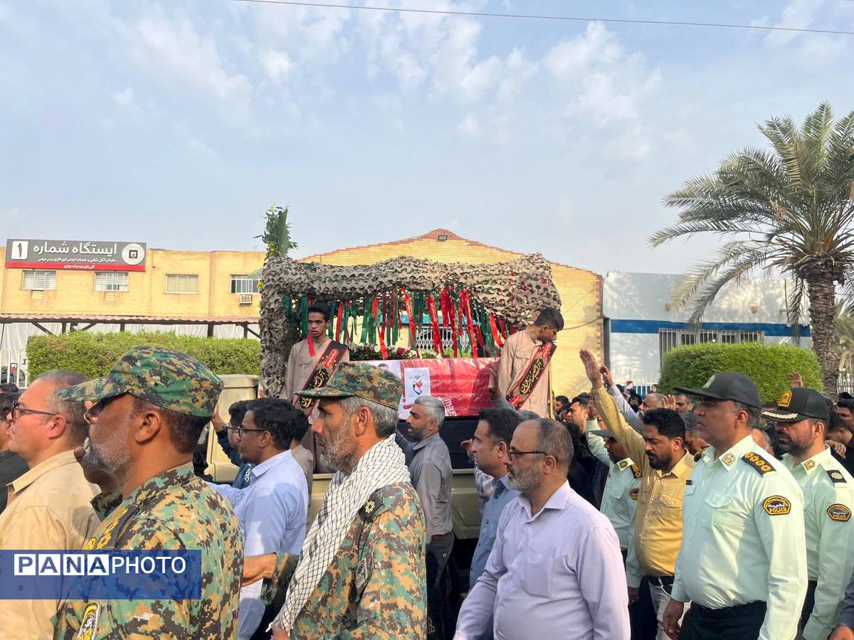 تشییع شهید مدافع امنیت در بندرعباس
