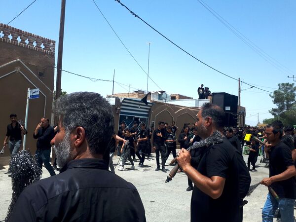 عاشورای حسینی در روستای بزنجرد 