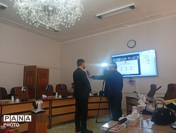 نشست اختتامیه دوازدهمین دوره مجلس دانش آموزی در استان سمنان